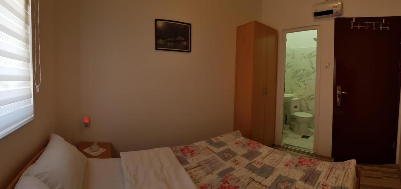 Tabacco Rooms Obrenovac  Exteriör bild